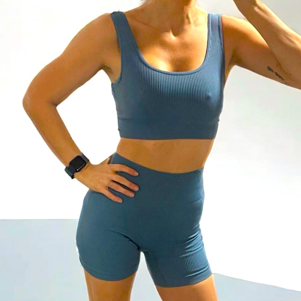 Workout Set - Picture 2 of 4